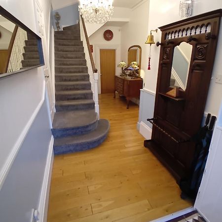 Bed and Breakfast Grosvenor House - Onsite Free Parking à Ilfracombe Extérieur photo